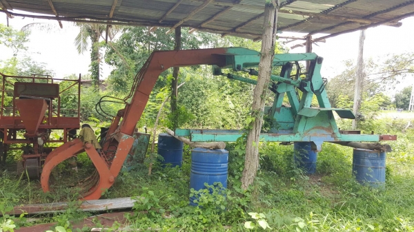 ขาย คีบอ้อย KK ตามสภาพมีปะดามบ้าง อุปกรณ์มีให้ครบ