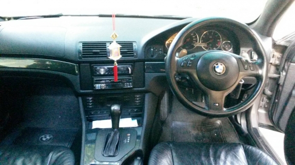 BMW 530i