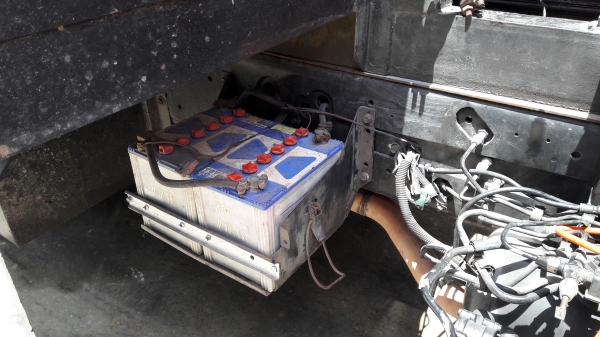 Isuzu Frr เครื่อง 6HH-195 แรงม้า เทรน Unic 3.7 ตัน 6 เหลี่ยม ทิฟฟี่ แอร์เย็น พร้อมใช้ ทะเบียนพร้อมโอน Isuzu Frr เครื่อง 6HH-195 แรงม้า เทรน Unic 3.7 ตัน 6 เหลี่ยม ทิฟฟี่ แอร์เย็น พร้อมใช้ ทะเบียนพร้อมโอน