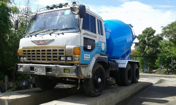 ขายรถบรรทุกคอนกรีตผสมเสร็จ สิบล้อ