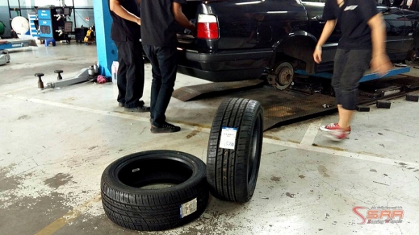 FALKEN PT722 225/45R17 เส้นละ 2,250 บาท