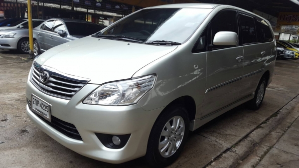 TOYOTA INNOVA 2.0 G ปี13AT TOYOTA INNOVA 2.0 G ปี13AT