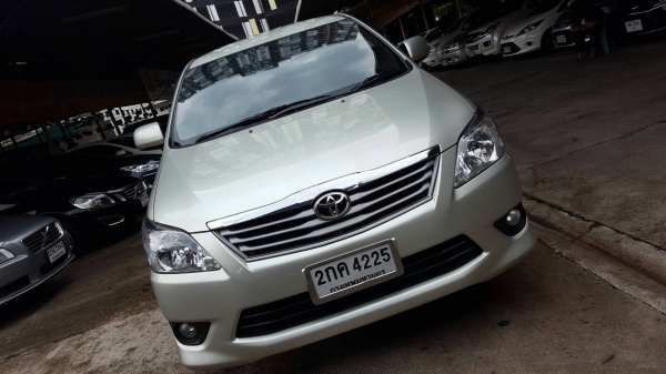 TOYOTA INNOVA 2.0 G ปี13AT