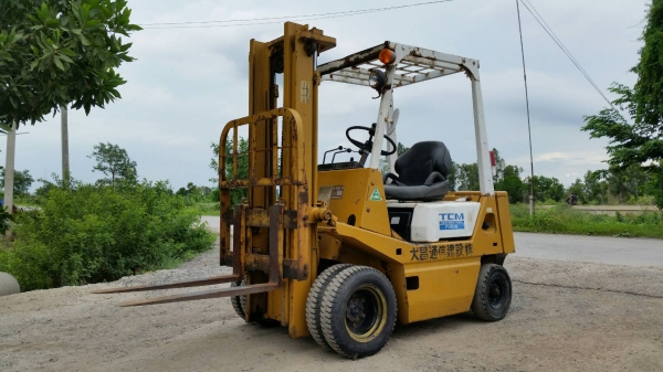 ขายด่วนรถยกดีเซล TCMFVD18ดีเซลยก1.8ตันเสาสูง3เมตรยางหน้าคู้สวยๆรถนอกยังไม่เคยใช้งานในเมืองไทยเลย=รุ่นใหม่ขายถูกๆๆ