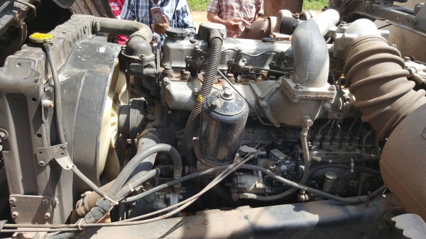 ขาย หัวลาก FUSO FN527M-TG0464 เครื่อง 6D16 เทอร์โบ 220 แรงม้า เกียร์ 10 สปีด มีระบบต่อดั้มเรียบร้อย แอร์เย็น ทะเบียนพร้อมโอนครับ