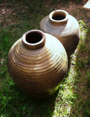 ไหเก่า ใบใหญ่ สภาพสวยมาก น้ำหนกเยอะมาก ยกชุด 2ใบ