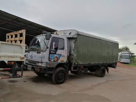 ฝากขายหกล้อ HINO KM540 ยางใหม่ 7 เส้น