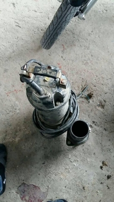 ปั๊มน้ำไดโว่ 1 แรง ไฟ 2 เฟส ตัวละ 10,000 / ปั๊มน้ำไดโว่ 2 แรง ไฟ 3 เฟส ตัวละ 15,000 ปั๊มน้ำไดโว่ 1 แรง ไฟ 2 เฟส ตัวละ 10,000 / ปั๊มน้ำไดโว่ 2 แรง ไฟ 3 เฟส ตัวละ 15,000