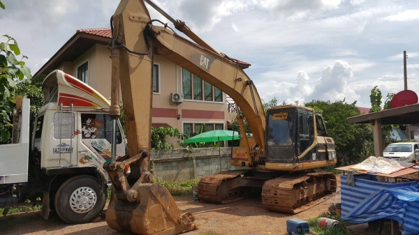 ขาย แบคโฮ CAT 320 V.2 สภาพพร้อมใช้งาน ระบบไฟครบ โซ่ใหม่ แอร์เย็นฉ่ำ เล่มทะเบียนครบ