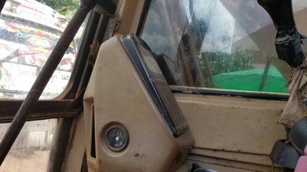 ขาย แบคโฮ CAT 320 V.2 สภาพพร้อมใช้งาน ระบบไฟครบ โซ่ใหม่ แอร์เย็นฉ่ำ เล่มทะเบียนครบ