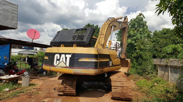 ขาย แบคโฮ CAT 320 V.2 สภาพพร้อมใช้งาน ระบบไฟครบ โซ่ใหม่ แอร์เย็นฉ่ำ เล่มทะเบียนครบ