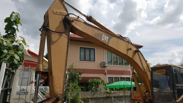 ขาย แบคโฮ CAT 320 V.2 สภาพพร้อมใช้งาน ระบบไฟครบ โซ่ใหม่ แอร์เย็นฉ่ำ เล่มทะเบียนครบ