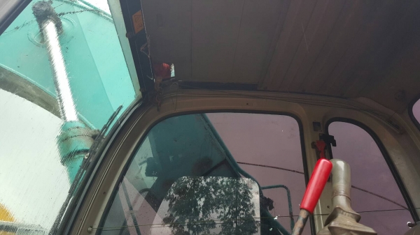 ขาย แบคโฮ KOBELCO SK200 YN09 Mark VI Super เอกสารเล่มทะเบียนครบ ไฟเต็ม ช่วงล่างทำใหม่หมด ราคาคุยกันได้ครับ