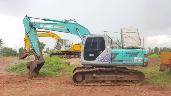 ขาย แบคโฮ KOBELCO SK200 YN09 Mark VI Super เอกสารเล่มทะเบียนครบ ไฟเต็ม ช่วงล่างทำใหม่หมด ราคาคุยกันได้ครับ
