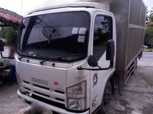 รถอีซูซุ 6 ล้อ ( ไม่ดั้ม ) NMR 130 แรงม้า.  ปี 56.  ,  ( รถวิ่ง 14,xxx กม. )    สนใจติดต่อ  081 - 6079515