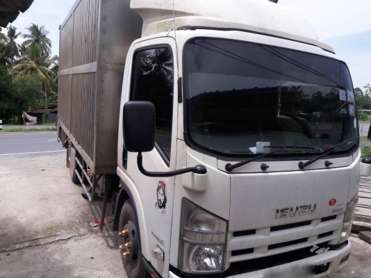 รถอีซูซุ 6 ล้อ ( ไม่ดั้ม ) NMR 130 แรงม้า.  ปี 56.  ,  ( รถวิ่ง 14,xxx กม. )    สนใจติดต่อ  081 - 6079515