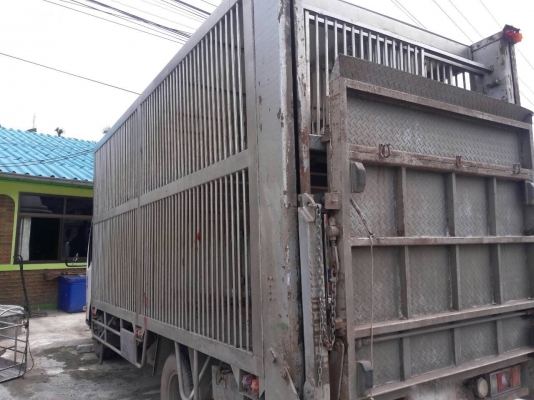 รถอีซูซุ 6 ล้อ ( ไม่ดั้ม ) NMR 130 แรงม้า.  ปี 56.  ,  ( รถวิ่ง 14,xxx กม. )    สนใจติดต่อ  081 - 6079515