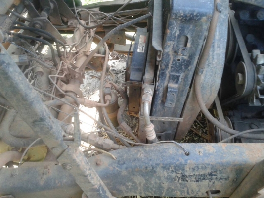 ขายหกล้อ อีซูชุ NPR110ดั่มเกษตร สภาพดีใช้งานปกติ พร้ออมใช้งาน ราคาถูกๆ 135,000บ (ไม่มีเล่มทะเบียน ) มีใบชื้อขายเจ้าเของเ