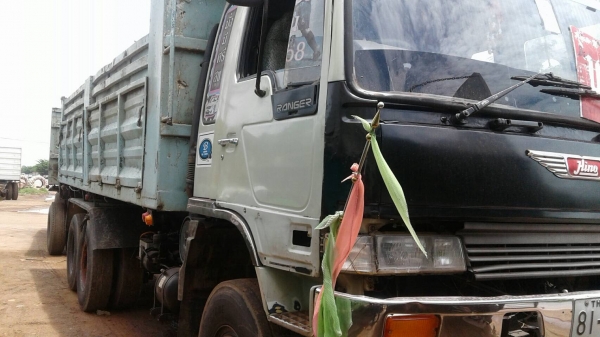 ขาย รถพ่วงดั้มแม่-ลูก HINO FM3M เครื่อง M10C 240 แรงม้า เกียร์เดิม สโลว์กลาง เอกสารเล่มทะเบียนพร้อมโอน ราคาต่อรองได้ครับ