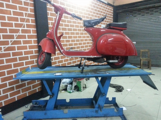 ขายลิฟท์ยก มอเตอร์ไซค์ 12,500 บาท