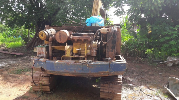 ขายด่วน KOMATSU PC40-3   สภาพพร้อมใช้งาน รถใช้งานปกติเอกสารเล่มทะเบียย