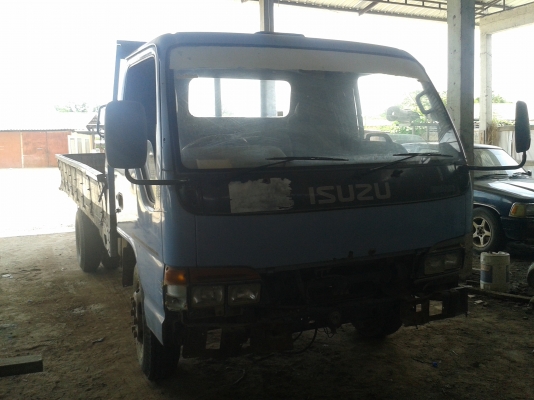 ขายด่วน ISUZU NPR 120ฝาขาว สภาพพร้อมใช้งาน คัชชีสวย หัวดีไม่ผุ กระบะพื้นเหล็กยาว4.30  เอกสารไม่มี