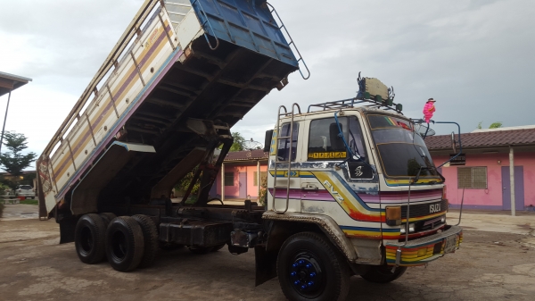 ขายRocky175เดิมๆมีโค๊ทFvz12myแล้วมือเดียวป้ายแดง รถเดิมๆทุกชิ้นหัวบางไม่ผุ แอร์เย็น