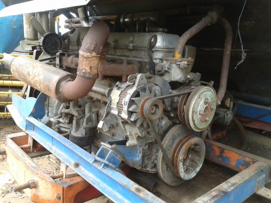 (ปิดการขายครับขอบคุณเสี่ยใหญ่จากกาฬสินที่มาอุดหนุนครับ)ขายรถเกี่ยว วิเชียรการช่าง เครื่องนิสสัน FE6 195 แรง ปั้มไดกิ้นเบอร์21 ปั้มแฝด ตัวเดิน 10 อุ้ม 2 ตัน