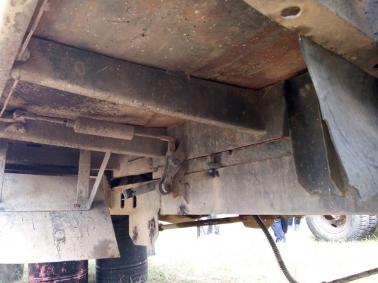 กะบะดั๊มสิบล้ออุปกรณ์ครบยกใส่ได้เลยกว้าง 2.40ม ยาว 6ม คัชชี 86ซม 65000 กะบะดั๊มสิบล้ออุปกรณ์ครบยกใส่ได้เลยกว้าง 2.40ม ยาว 6ม คัชชี 86ซม 65000