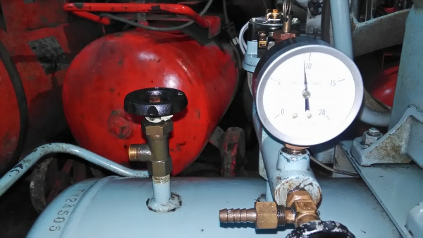 **ขายถูกๆครับ**ปั้มลมมือสองจากญี่ปุ่น..ฮิตาชิ-เบบิคอน(Hitachi-Bebicon)5 แรง ถัง 135 ลิตร..สภาพสวยๆ ทดสอบเรียบร้อยทุกระบบใช้งานได้ดีมากๆครับ