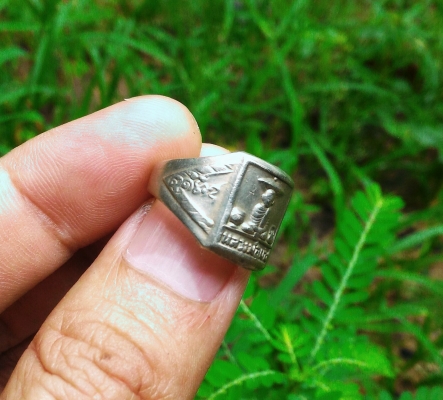 แหวนหลวงพ่อผาง เนื้อชุบสวยๆ ออกวัดพิธีดี หายากครับ