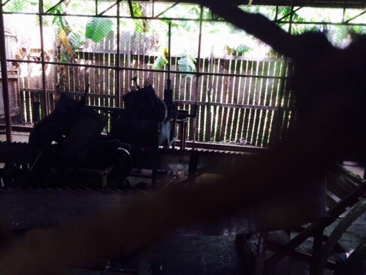 เครื่องเลื่อยวงเดือน ผ่าไม้ซอยไม้มี 5 ชุด พร้อมใช้และอุปกรณ์ต่างๆครบชุด ขายเหมายกไปเลย