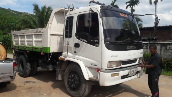 6 ล้อดั้ม 195 แรง สวยมาก FTR33F ปี 2540 รถสภาพดี เล่มพร้อม