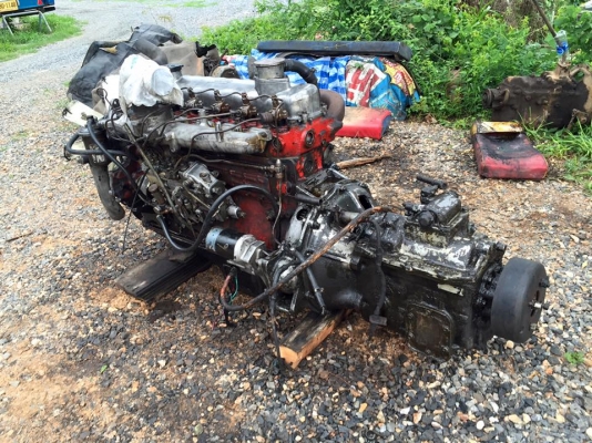 ขายเครื่องพร้อมเกียร์ Hino EH700 168 แรงม้า ขายเครื่องพร้อมเกียร์ Hino EH700 168 แรงม้า