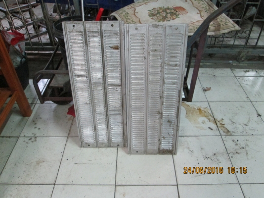 แม่พิมพ์กระเพาะปลา  มืเนียมหนา  มี 2 แผ่น  สนใจส่งทั่วไทย