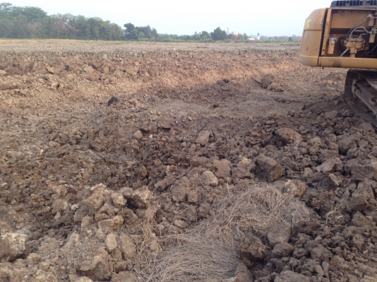 บริการ รับถมที่ ถมดิน บริการแมคโค ในเขตพื้นที่มีนบุรี และพื้นที่ใกล้เคียง กทม.