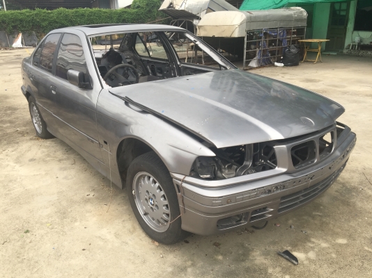 ขออนุญาตขายซาก BMW ปี1994 มีโครงไม่มีเครื่องไม่มีภายในภาษีขาดเกินสามปีมีเล่มทะเบียนครับผม