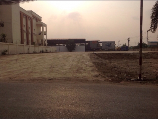 บริการ รับถมที่ ถมดิน บริการแมคโค ในเขตพื้นที่มีนบุรี และพื้นที่ใกล้เคียง กทม.