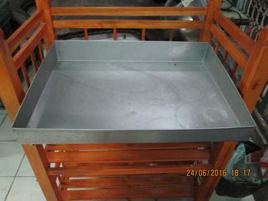 ถาดแสตนเลส ใส่อาหารสด สำหรับร้านอาหารครับ ถาดแสตนเลส ใส่อาหารสด สำหรับร้านอาหารครับ