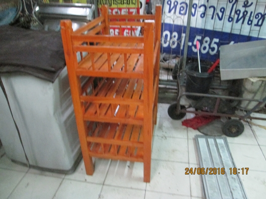 ฃั้นไม้ ขายถูกครับ ไม้ทั่วไป ราคา 600 บาท ครับ ฃั้นไม้ ขายถูกครับ ไม้ทั่วไป ราคา 600 บาท ครับ