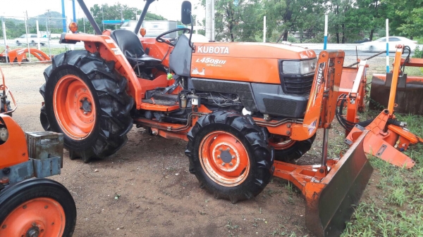 ขายคูโบต้าL4508Diพร้อมดันหน้าสภาพเดิมๆคับราคา265,000.