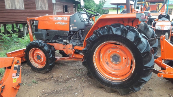 ขายคูโบต้าL4508Diพร้อมดันหน้าสภาพเดิมๆคับราคา265,000.