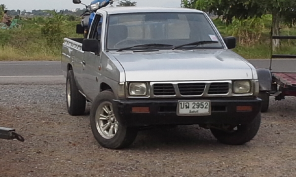 ขายนิสสันตอนเดียว ต่อรองเลย