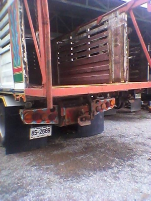 ขาย 1,250,000บ.ต่อรองได้ 12ล้อ อีซูชุ CM81A1-6WA1 360แรง สโลส 2เพา ดั้มกะบะค็อกเกษตรกะบะยาว7ม.เล่มทะเบียนพร้อมโอน ขายราคา 1,250,000บ ครับๆ