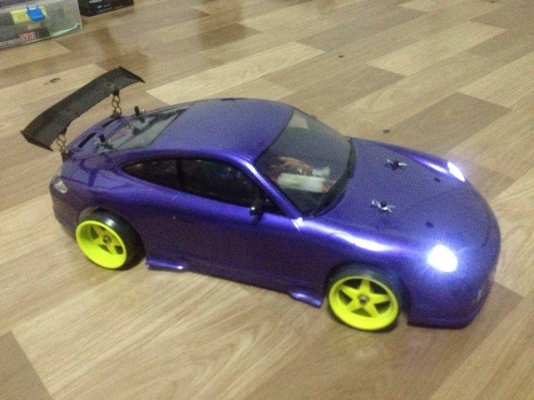 ขายรถบังคับ Drift รีโมทดิจิตอลHL สภาพใหม่ ชุดไฟใช้ใด้หมด แบตเดิม บอดี้มีไฟหน้า ล้อDrift เป็นของใหม่RS D-zero แถมล้อเดิมติดรถ ของให้หมดเลยตตามรูป (ขาดทีชาร์ตแบตกับเสารีโมท) ก็เล่นใด้เลย ราคา2800บาท โทร0924462525โส กทม ขายรถบังคับ Drift รีโมทดิจิตอลHL สภาพใหม่ ชุดไฟใช้ใด้หมด แบตเดิม บอดี้มีไฟหน้า ล้อDrift เป็นของใหม่RS D-zero แถมล้อเดิมติดรถ ของให้หมดเลยตตามรูป (ขาดทีชาร์ตแบตกับเสารีโมท) ก็เล่นใด้เลย ราคา2800บาท โทร0924462525โส กทม