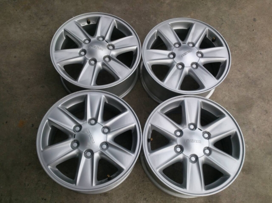 ขายแม็ก ALL NEW ISUZU  6รูขอบ16 สภาพสวยมาก จำนวน 4 วง