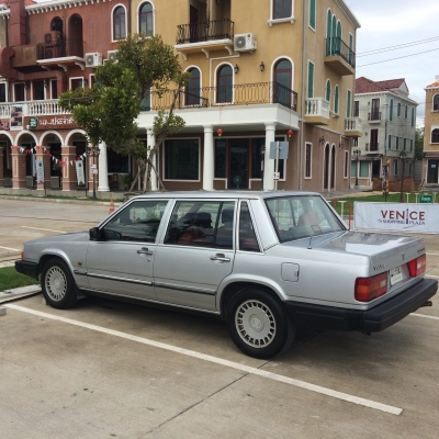 ขายวอลโว่ 740 เกียร์ออโต้ เครื่อง 1 J ติดแก๊ส LPG สวยๆใสๆ สะอาดๆ ขับดีๆ พร้อมใช้ แอร์เย็น เครื่อง 1 J ติดแก๊ส LPG ลงเล่มเรียบร้อยแล้ว 78,000 บาท ติดต่อคุณเอ๋ 0926356419