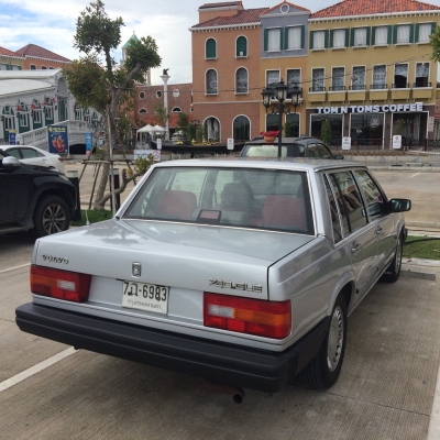 ขายวอลโว่ 740 เกียร์ออโต้ เครื่อง 1 J ติดแก๊ส LPG สวยๆใสๆ สะอาดๆ ขับดีๆ พร้อมใช้ แอร์เย็น เครื่อง 1 J ติดแก๊ส LPG ลงเล่มเรียบร้อยแล้ว 78,000 บาท ติดต่อคุณเอ๋ 0926356419