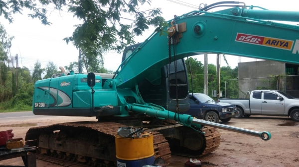 ขาย 1,490,000 KOBELCO sk 200-8 yn 11 เครื่องดี ปั้มแรงไฟฟ้าครบ เอกสารแจ้งจำหน่าย(กำลังเปลี่ยนซีลกระบอก)รถสวยพร้อมใช้ 090-772-3710 090-772-3708