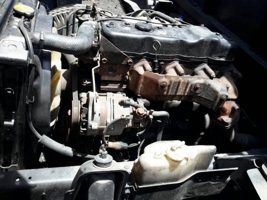 ขายรถบรรทุก 6 ล้อพื้นเลียบ 110 แรง